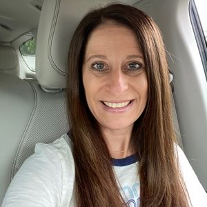 Meet your Posher, Carla